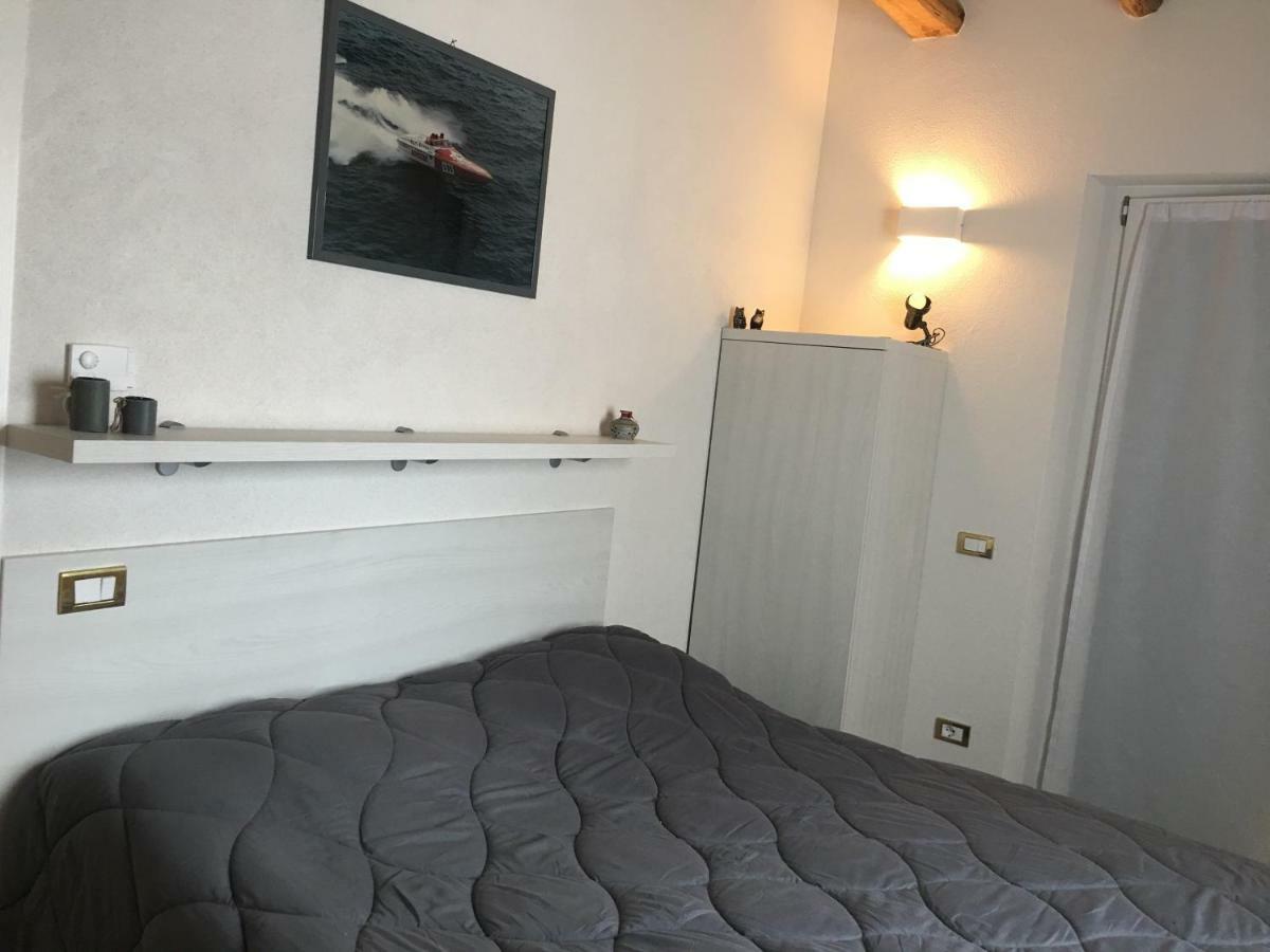 Millys Riva Apartments Buitenkant foto